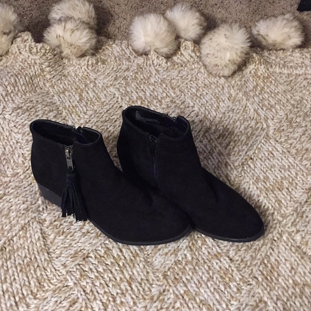 Black booties!